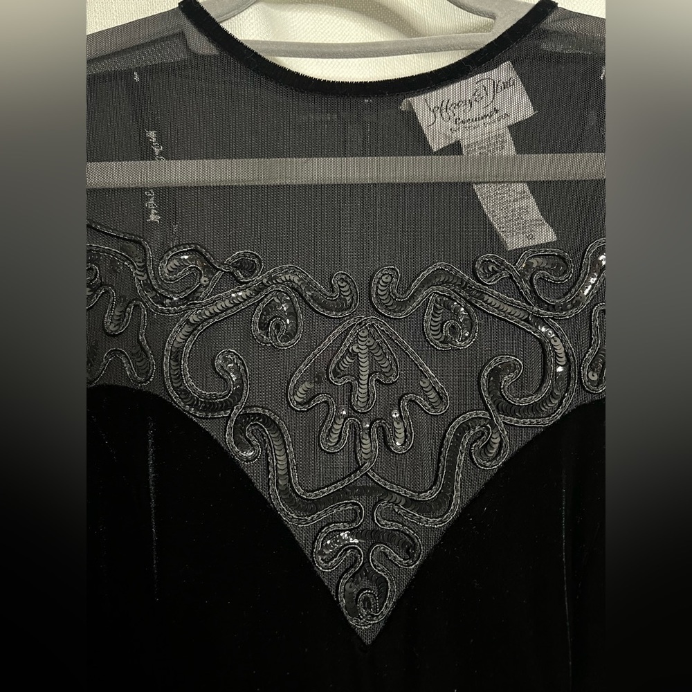 Vintage Black Velvet Beaded Evening Dress 12 - Picture 6 of 14